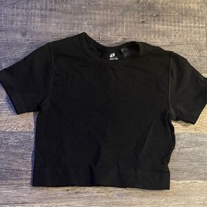 H&M Black Ribbed Crop Top